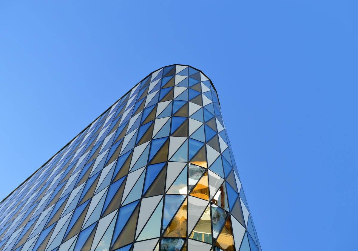 不见星空的秘密终于浮现